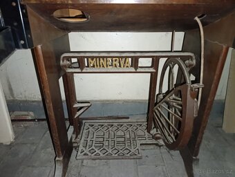 Šicí stroj MINERVA - 3