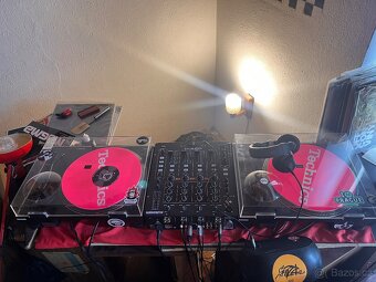Technics 1210 mk7 - 3