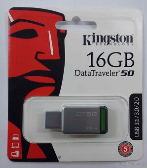 Karty a USB kluce - 3