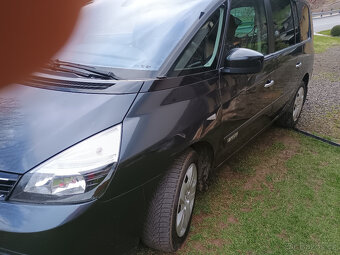 ESPACE grand 2.0Ci zakoupený v ČR 4/2015 , servis v Renaultu - 3