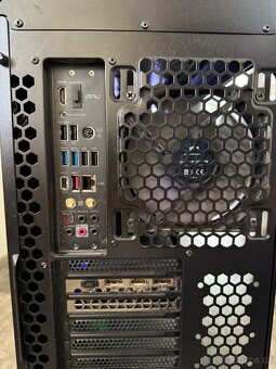 Stolní počítáč - geforce rtx 3070, ams ryzen 9 5900x - 3