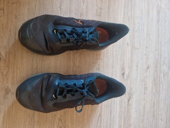 Běžecká obuv Nike Winflo 9 Shield vel. 43 - 3