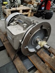 Elektromotor 15 kW 690 V nebo 400 V (380V) - 3