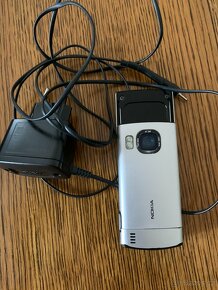 Nokia 6700s - 3
