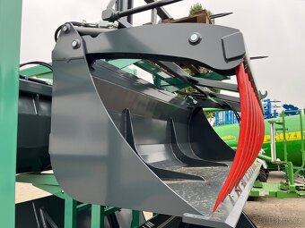 Lopata s přidržovačem Kramer UZL 2600 Mani II - 3