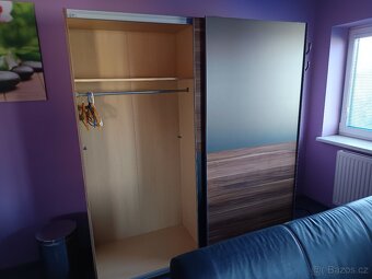 Prodám skříň posuvné dveře - 3
