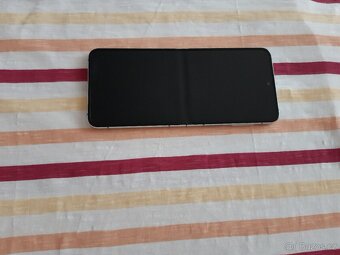 Samsung Z Flip5 8/512GB - 3