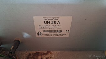 Tester vysokého napětí UH 28 A - 3