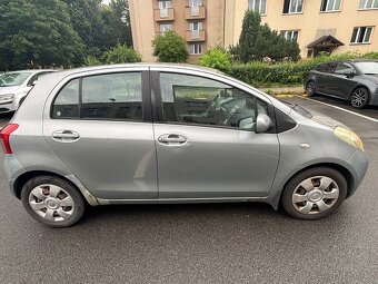 Toyota Yaris 1.3 (64 kW) | STK 12/2025 | Najeto 196 tis. km - 3