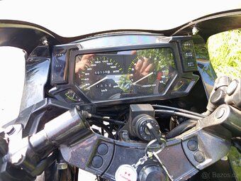 Kawasaki gpx 600r - 3