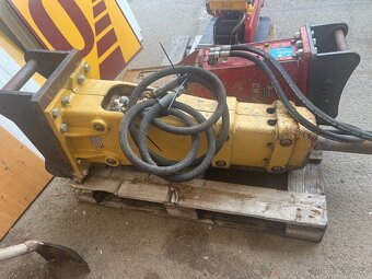 Hydraulické bourací kladivo značky Globram RM75 - 3