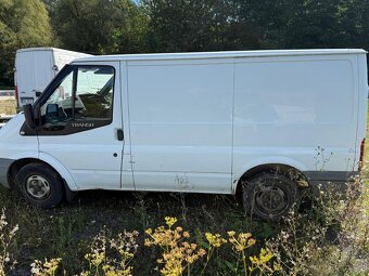 Prodám Ford Transit 2,2Tdci, na díly, motor super - 3