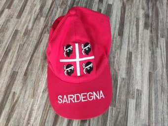 Kšiltovky a šála - 3