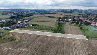 Prodej polí blízko obce - 3,3 ha - Sušice u UH - 3