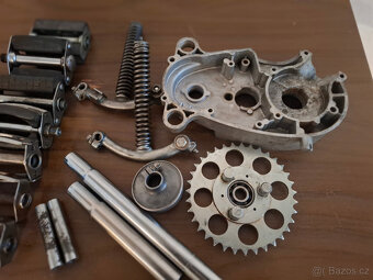 Prodám soubor dílů a motor na Stadiona S11 po GO - 3