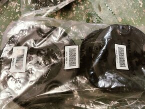 Prodám středové pokličky Peugeot - 3