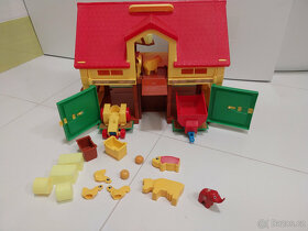 Farma, domeček s traktorem a se zvířátky - 3