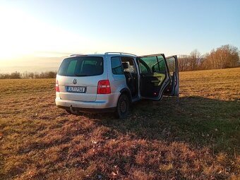 Vw touran 2.0 tdi 100kw - 3
