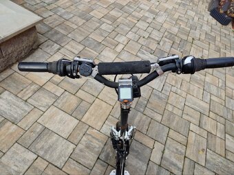 Benzínová koloběžka - 3