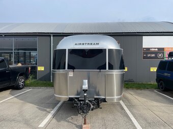 USA Karavan orig. AIRSTREAM, zánovní, odpočet DPH možný - 3