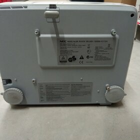 Videoprojektor NEC PE401H - 3