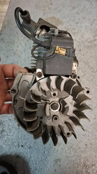 Prodám motor na  minibike - 3