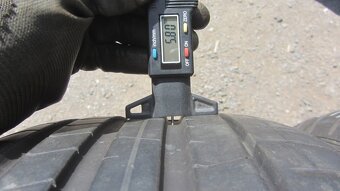Letní pneu 225/40/19 Pirelli Run Flat - 3
