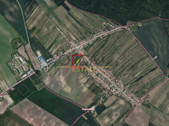 Spoluvlastnický podíl na pozemcích v k.ú. Starý Poddvorov - 3