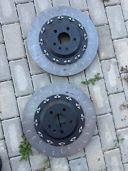 Brzdy revo by alcon 380x32 nové - 3