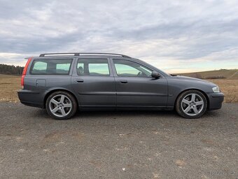 Volvo V70R 2004 Manuál - 3