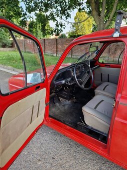 Renault 4TL - 3