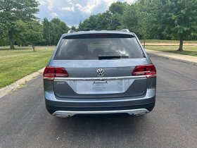 Volkswagen Atlas SEL , 4x4, V6 , 3,6L , SUV,kůže - 3