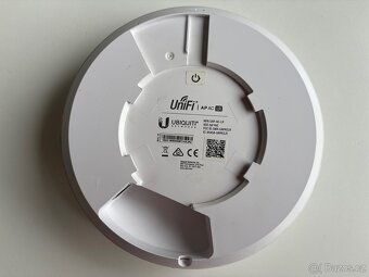 WiFi Access Point Ubiquiti UAP-AC-LR 4 kus - 3