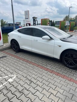 Tesla model S 85 Performance - 3
