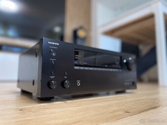 Onkyo TX-NR696 Dolby Atmos - 3