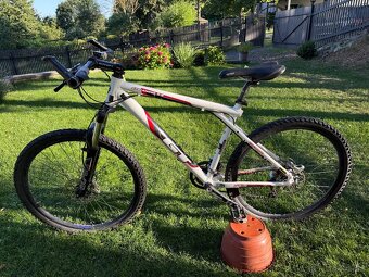 GT Avalanche 0.0 - 3