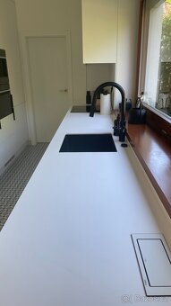 Kuchyňská linka + lednice a indukce Whirpool - REZERVACE - 3