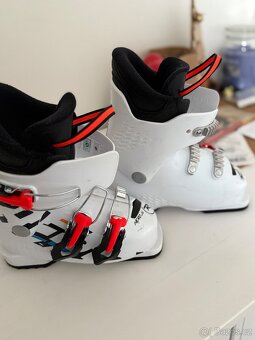 Dětské lyžáky Rossignol vel. 18,5 (EU 29) - 3