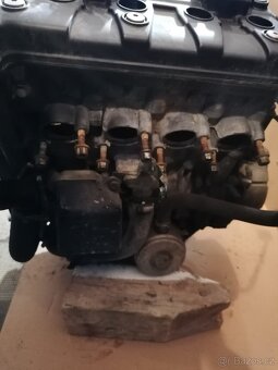 Motor yamaha xj6 - 3