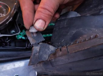 Xenony Volvo V70, S60 - 3