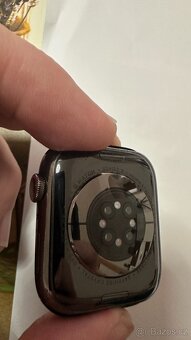 Apple watch 9 45mm grafite ocelové se safírovým sklíčkem - 3