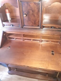 Srarožitný Sekretář+rohová stěna - 3