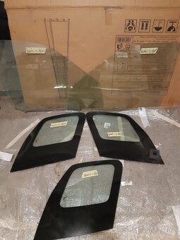 Suzuki  Swift ,ignis  S 1600 . - 3