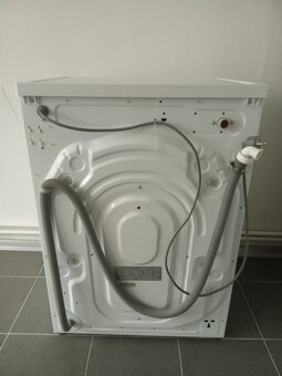 Spotřebiče a skříňky - 3