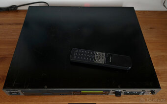 SONY  CDP-D11  CD přehrávač - 3