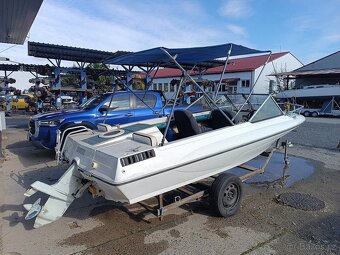 motorový člun Glastron V174 - 3