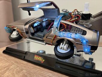 DeLorean levitace 1:20 - 3