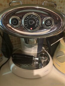 Kávovar Illy Francis X7.1 bílý - 3