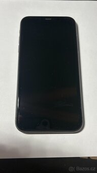 Prodám iPhone 11 64GB černý – plně funkční - 3