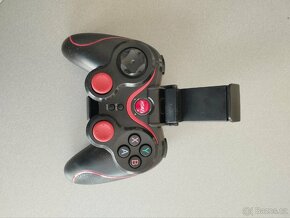 Gamepad pro hraní na mobilu - 3